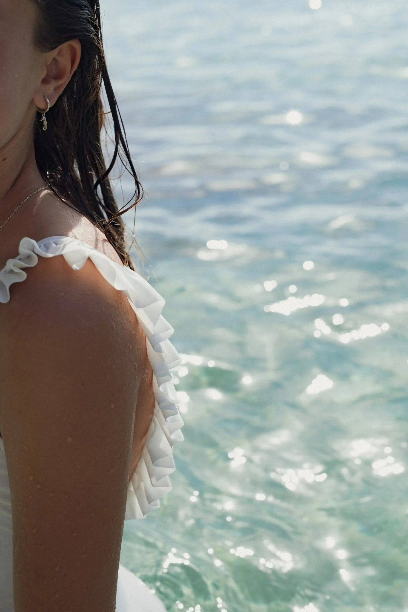 Maillot de bain une pièce fille à volants, anti UV, blanc| BORA BORA 1P - Image 5